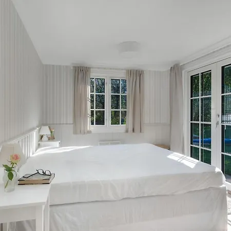 Casa de Férias Lovely In With Wifi *